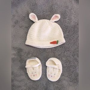 Hat and shoe set